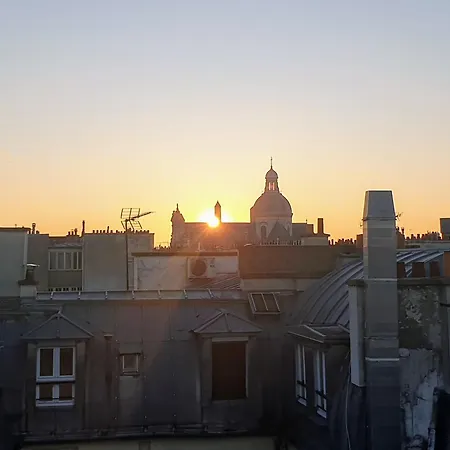 On The Rooftops Of - Marais *
