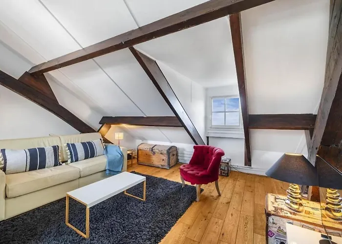 On The Rooftops Of - Marais Paris